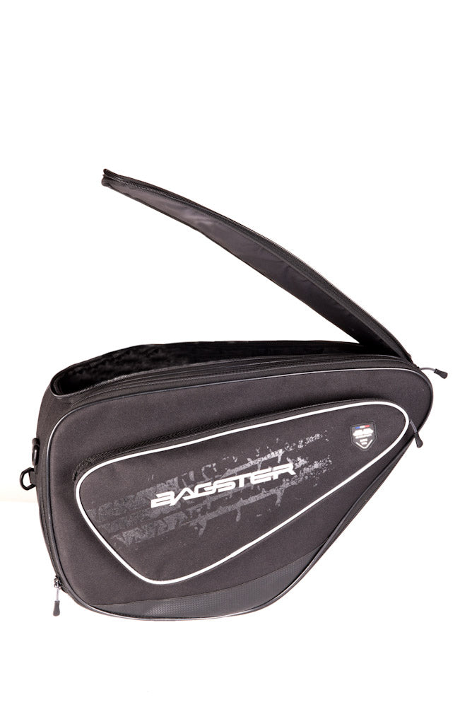 RIVAL SADDLEBAGS BLACK 20-30L